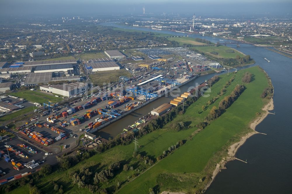 Duisburg von oben - Containerterminal in Duisburg im Bundesland Nordrhein-Westfalen