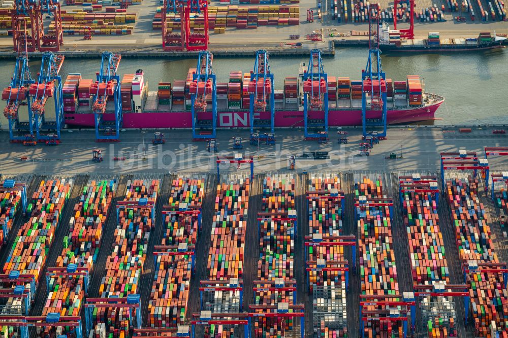 Luftaufnahme Hamburg - Containerterminal von Eurogate im Containerhafen am Burchardkai des Überseehafen im Ortsteil Waltershof in Hamburg, Deutschland