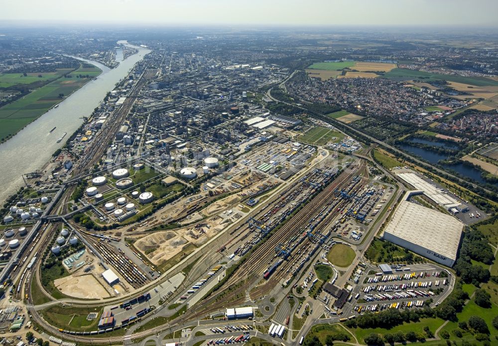 Luftbild Ludwigshafen am Rhein - Containerterminal und Güterbahnhof der KTL Kombi-Terminal Ludwigshafen GmbH in Ludwigshafen am Rhein im Bundesland Rheinland-Pfalz