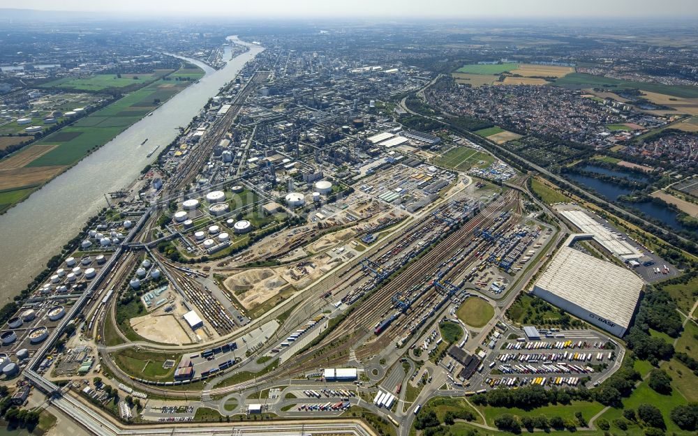 Luftaufnahme Ludwigshafen am Rhein - Containerterminal und Güterbahnhof der KTL Kombi-Terminal Ludwigshafen GmbH in Ludwigshafen am Rhein im Bundesland Rheinland-Pfalz