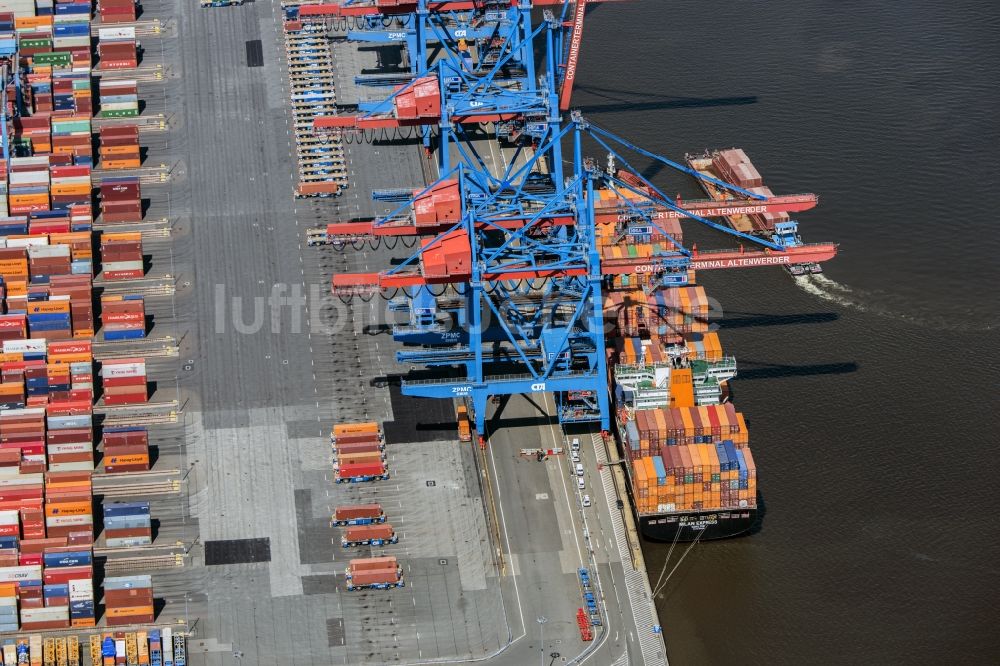 Hamburg von oben - Containerterminal HHLA Container Terminal Altenwerder (CTA) am Ufer der Elbe im Stadtteil Altenwerder in Hamburg