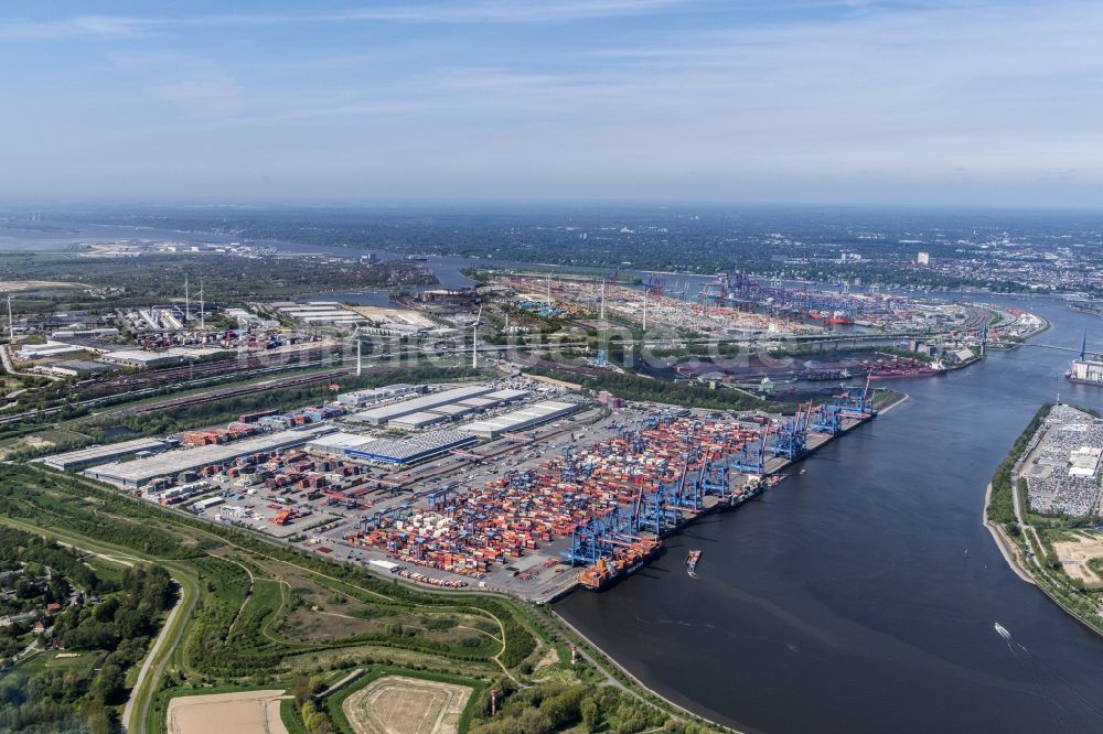 Hamburg von oben - Containerterminal HHLA Container Terminal Altenwerder (CTA) am Ufer der Elbe im Stadtteil Altenwerder in Hamburg