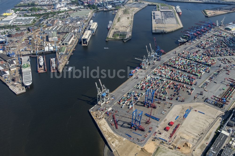 Luftbild Hamburg - Containerterminal Tollerort im Containerhafen des Überseehafen im Stadtteil Steinwerder in Hamburg mit dem Klärwerk Köhlbrandhöft