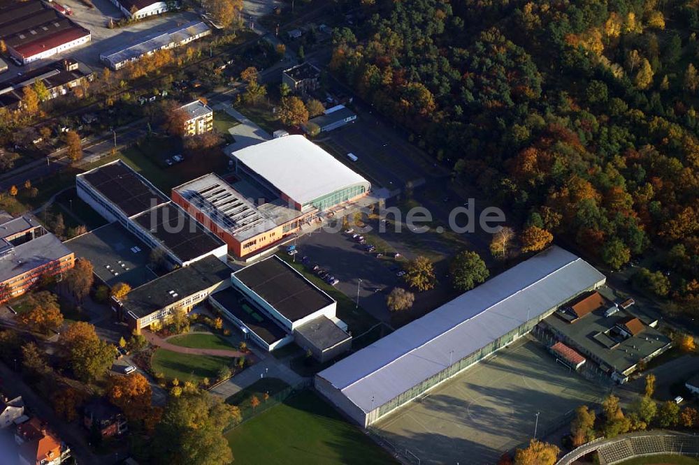 Luftbild Cottbus / Brandenburg - Cottbus: Die Sportmehrzweckhalle im Sportzentrum Cottbus ist eine der größten und modernsten Sporthallenkomplexe im Land Brandenburg