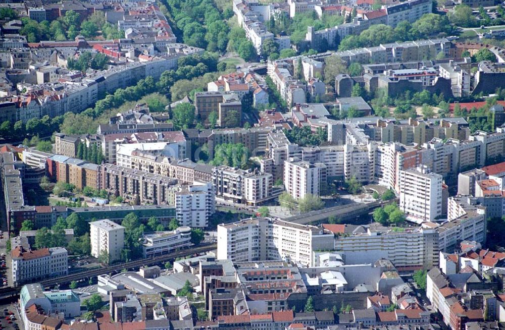 Luftbild Berlin / Kreuzberg - Cottbusser Platz Berlin - Kreuzberg. Datum: 05.05.03