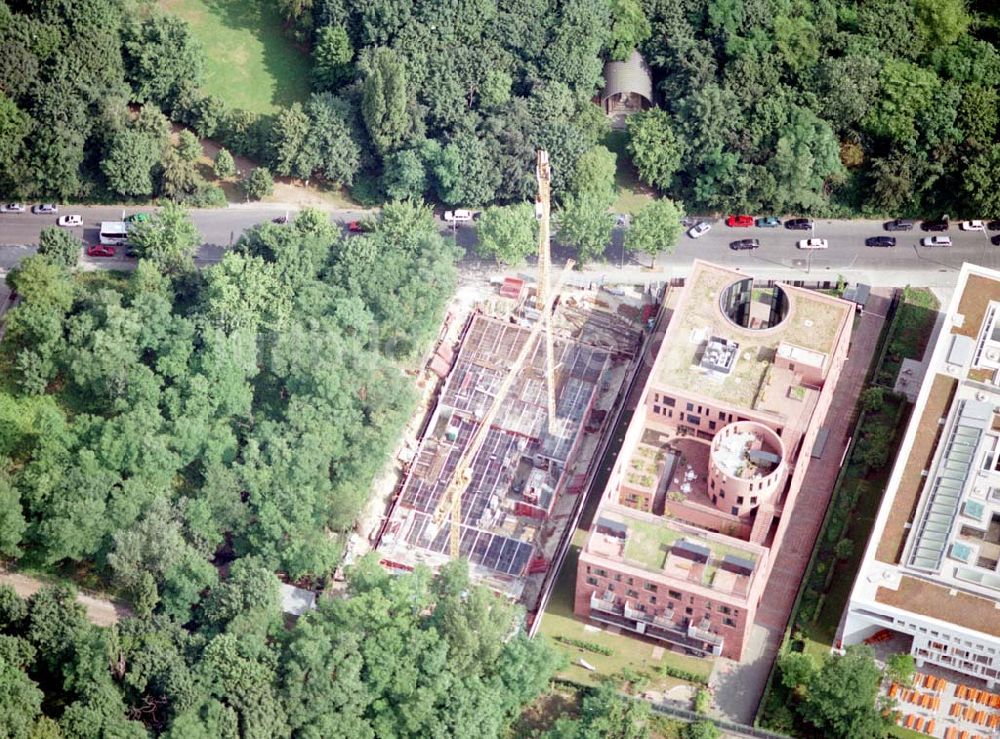 Luftaufnahme Berlin - Tiergarten - ), daneben die Indische Botschaft