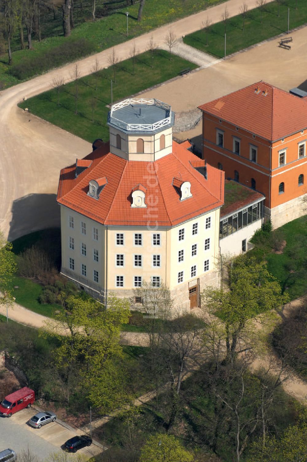 Luftaufnahme Sonderhausen - Das Achteckhaus in Sondershausen