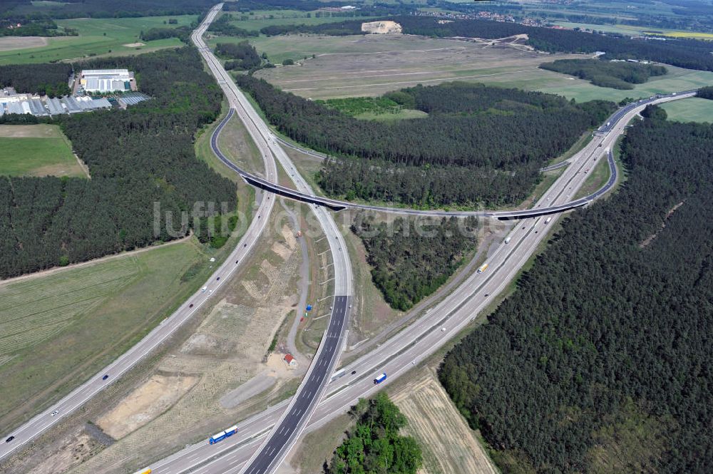 Nuthetal von oben - Das Autobahndreieck Nuthetal am südlichen Berliner Ring