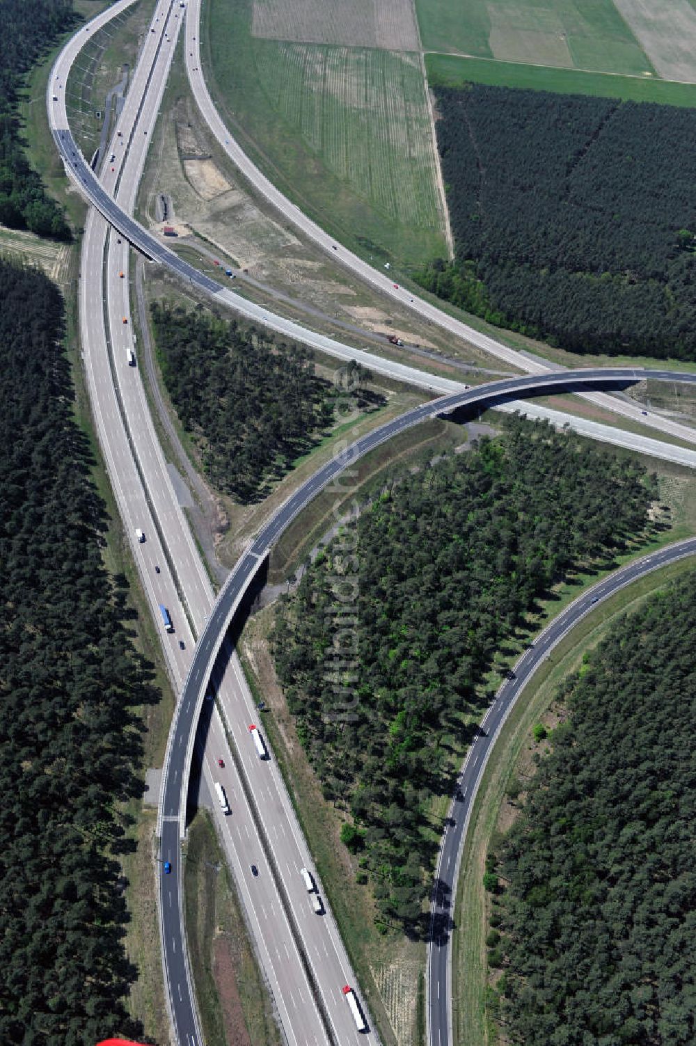 Luftaufnahme Nuthetal - Das Autobahndreieck Nuthetal am südlichen Berliner Ring