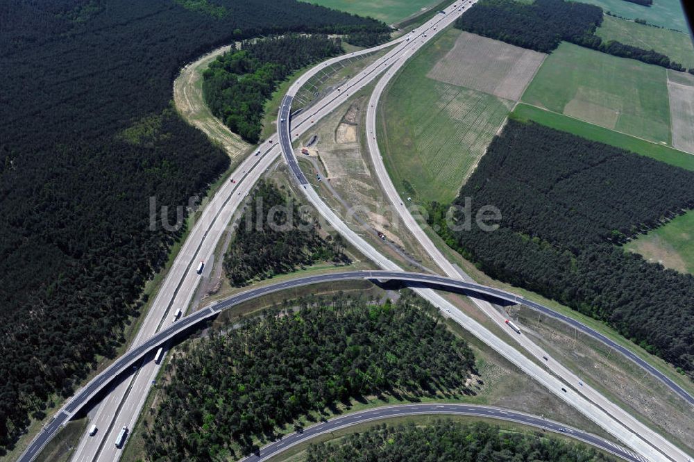 Nuthetal aus der Vogelperspektive: Das Autobahndreieck Nuthetal am südlichen Berliner Ring