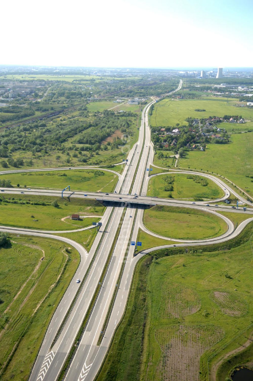 Rostock von oben - Das Autobahnkreuz Rostock-Ost