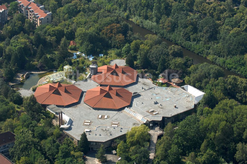 Berlin von oben - Das Blub Badeparadies in Berlin