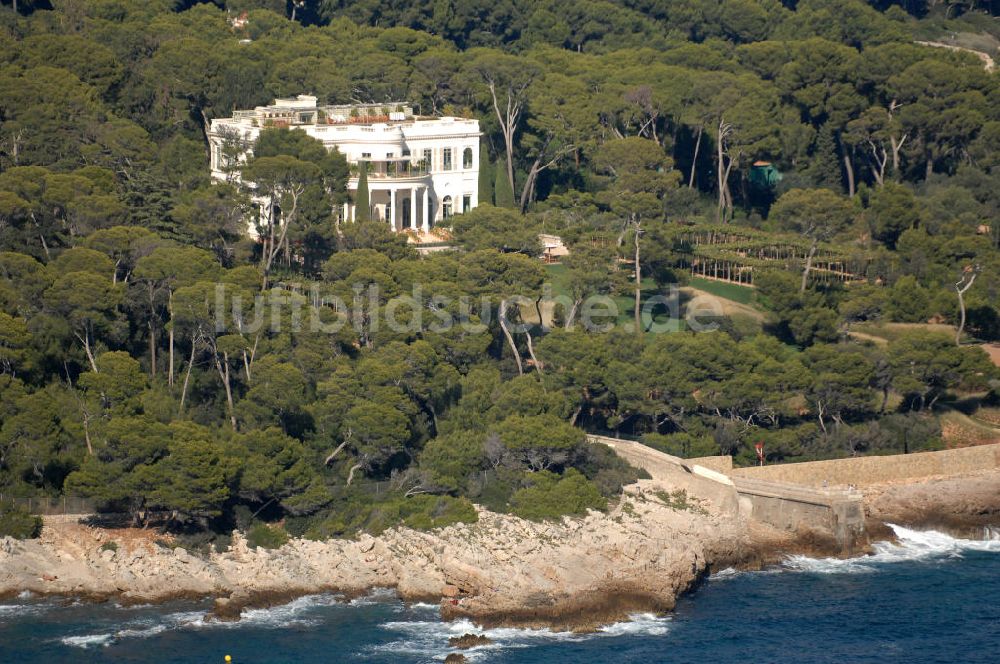 Antibes aus der Vogelperspektive: Das Chateau de la Croë am Cap d' Antibes im Stadtteil Juan-les-Pins von Antibes