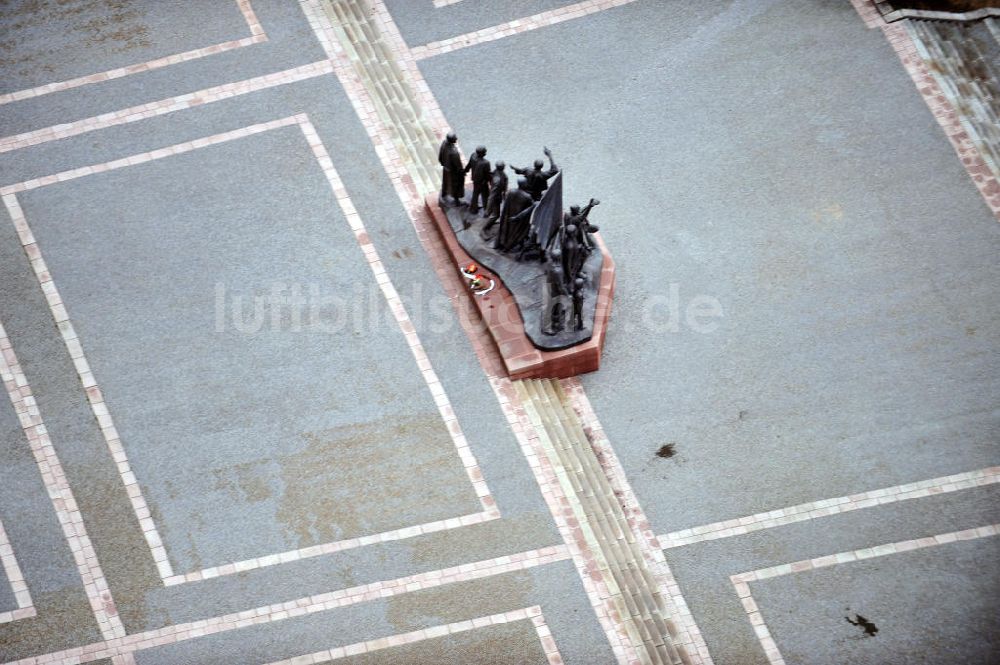 Luftaufnahme Weimar - Das Denkmal des Widerstandskampfes im Konzentrationslager Buchenwald auf dem Ettersberg in Weimar