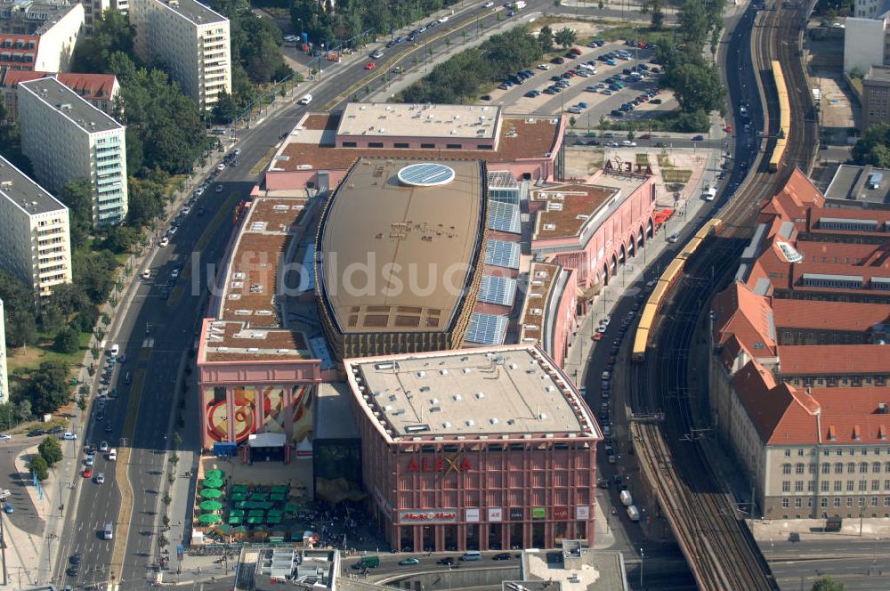 Berlin aus der Vogelperspektive: Das Einkaufszentrum Alexa in Berlin