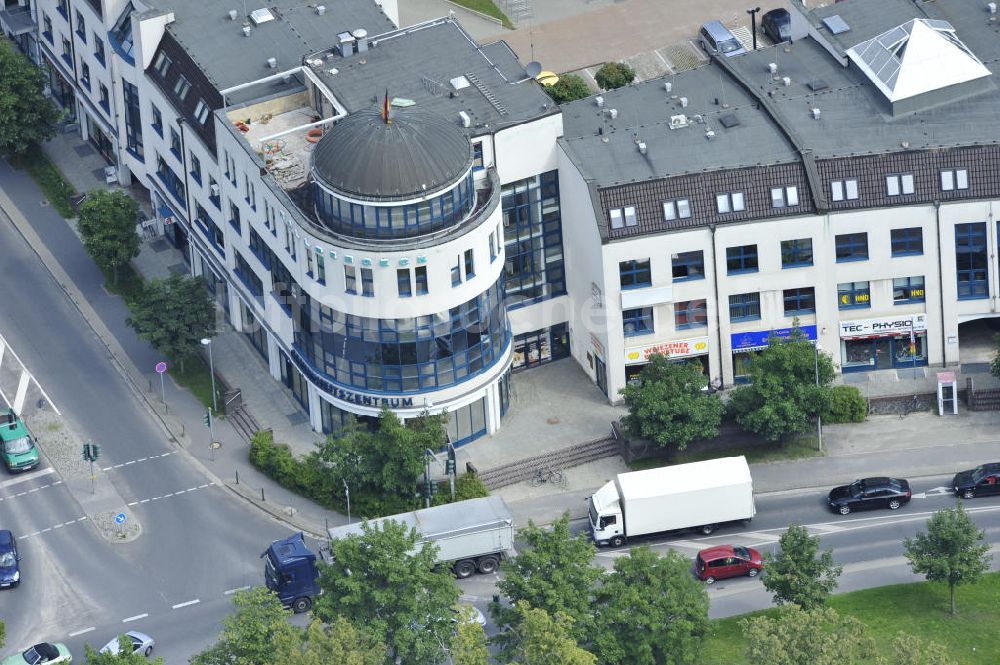 Luftbild Bernau - Das Geschäfts- und Ärztehaus Rollbergeck in Bernau bei Berlin