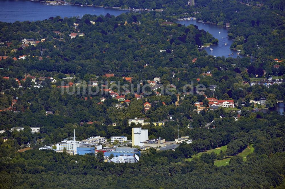 Berlin aus der Vogelperspektive: Das Helmholtz-Zentrum Berlin in Wannsee im Bezirk Steglitz-Zehlendorf in Berlin im Bundesland Brandenburg