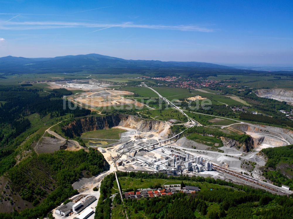 Oberharz am Brocken von oben - Das Kalkwerk im Ortsteil Rübeland in Oberharz am Brocken im Bundesland Sachsen-Anhalt