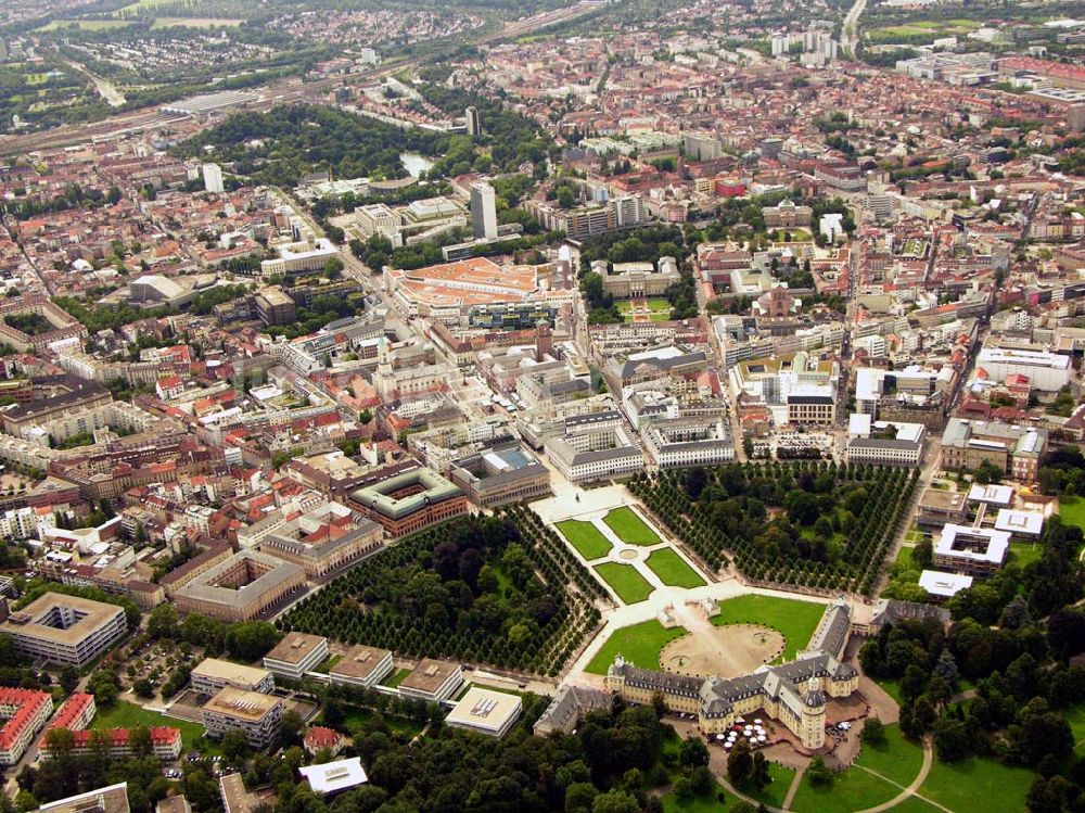 Luftbild Karlsruhe - Das Karlsruher Schloss