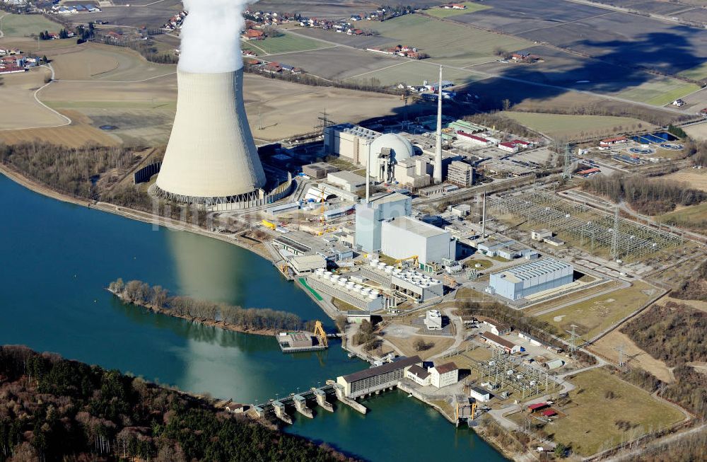 Luftaufnahme Niederaichbach - Das Kernkraftwerk Isar in Niederaichbach in Bayern