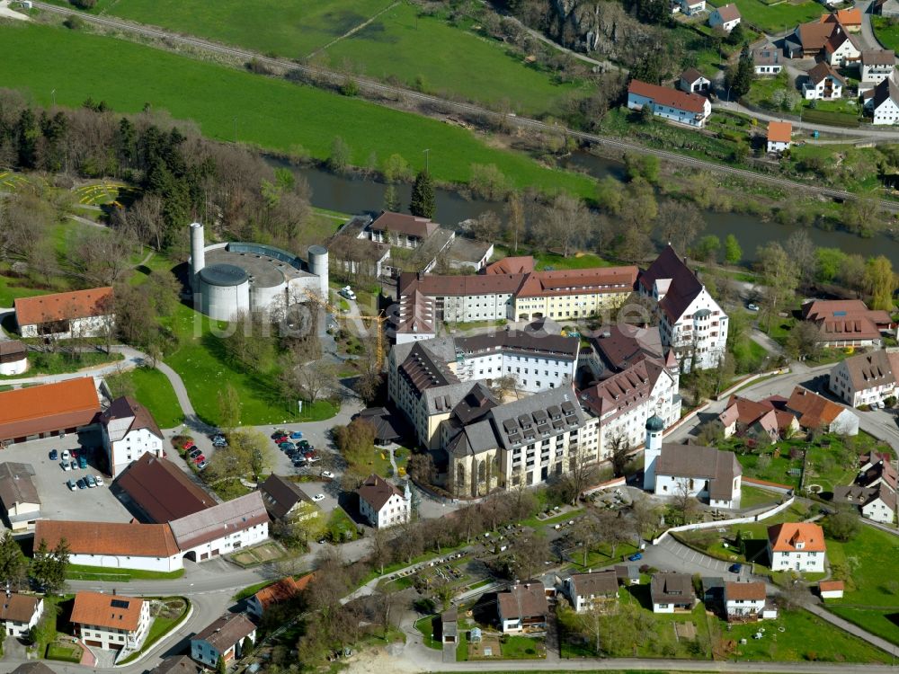 Riedlingen aus der Vogelperspektive: Das Kloster Untermarchtal bei Riedlingen im Bundesland Baden-Württemberg