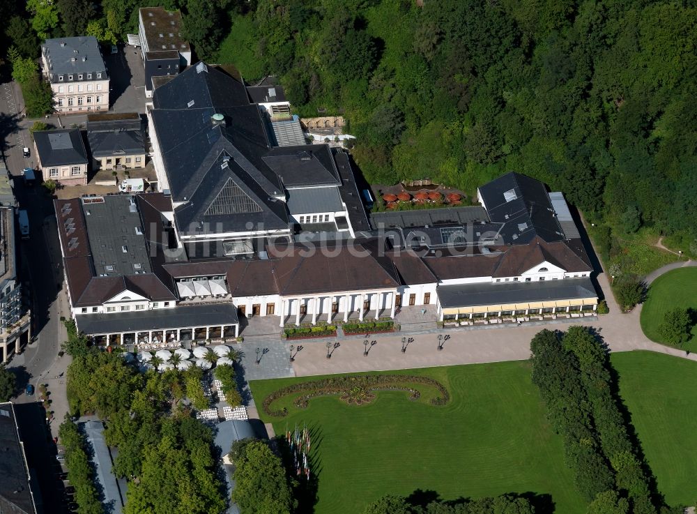 Luftbild Baden-Baden - Das Kurhaus und der Kurpark in Baden-Baden im Bundesland Baden-Württemberg