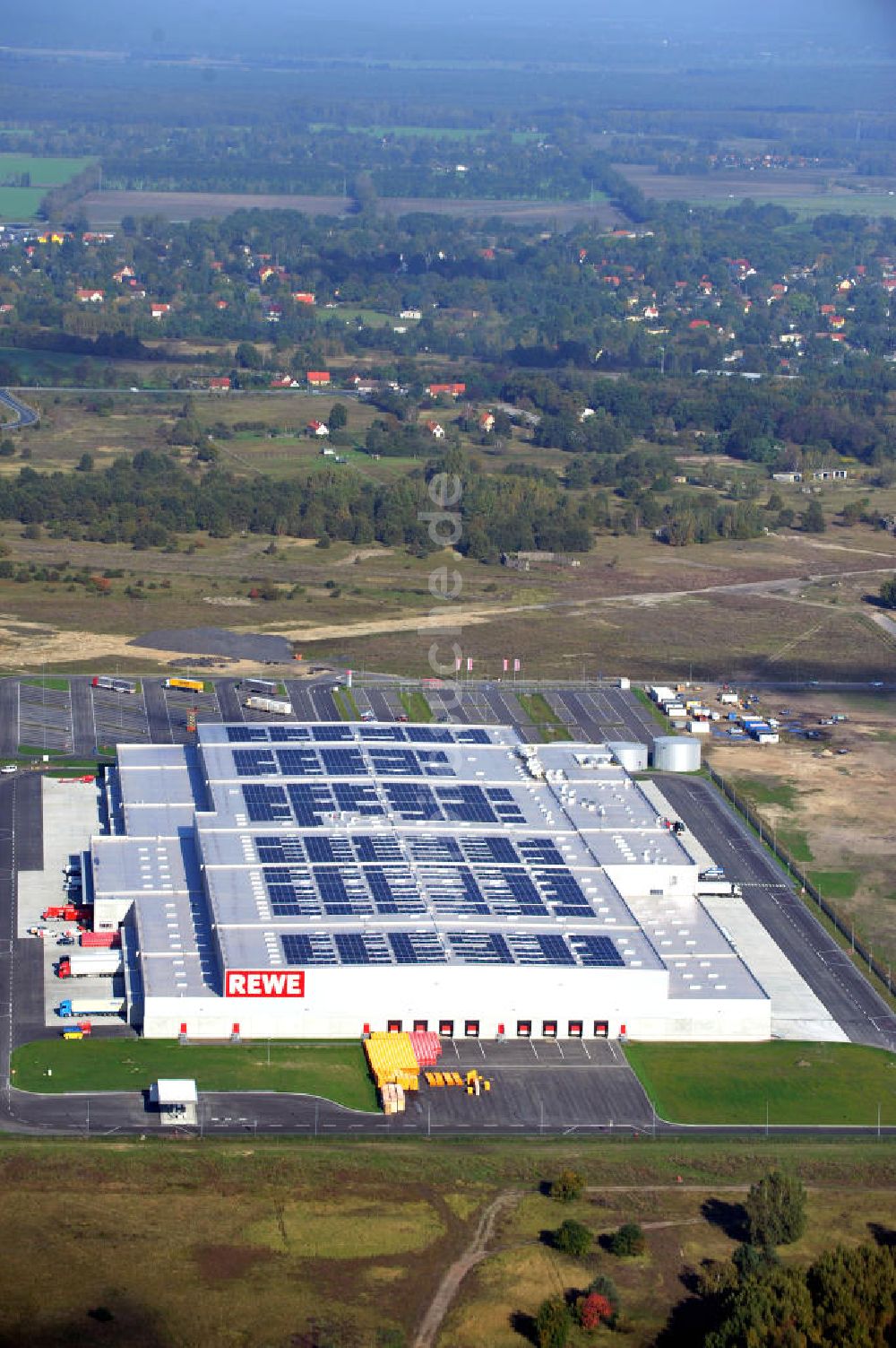 Luftbild Oranienburg - Das Lager der REWE Group in Oranienburg in Brandenburg