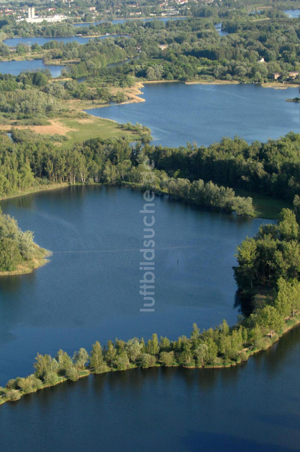 Burgwall von oben - Das Naturschutzgebiet Tonstichlandschaft bei Burgwall