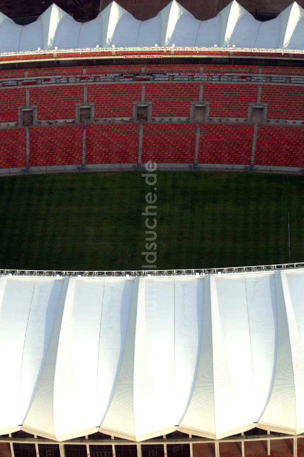 Port Elizabeth von oben - Das Nelson-Mandela-Bay-Stadion - View of the Nelson-Mandela-Bay-Stadium in Port Elizabeth in South Africa