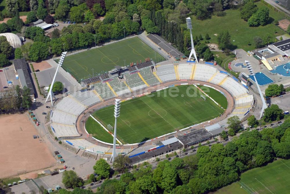 Luftbild Dresden - Das Rudolf-Harbig-Stadion in Dresden