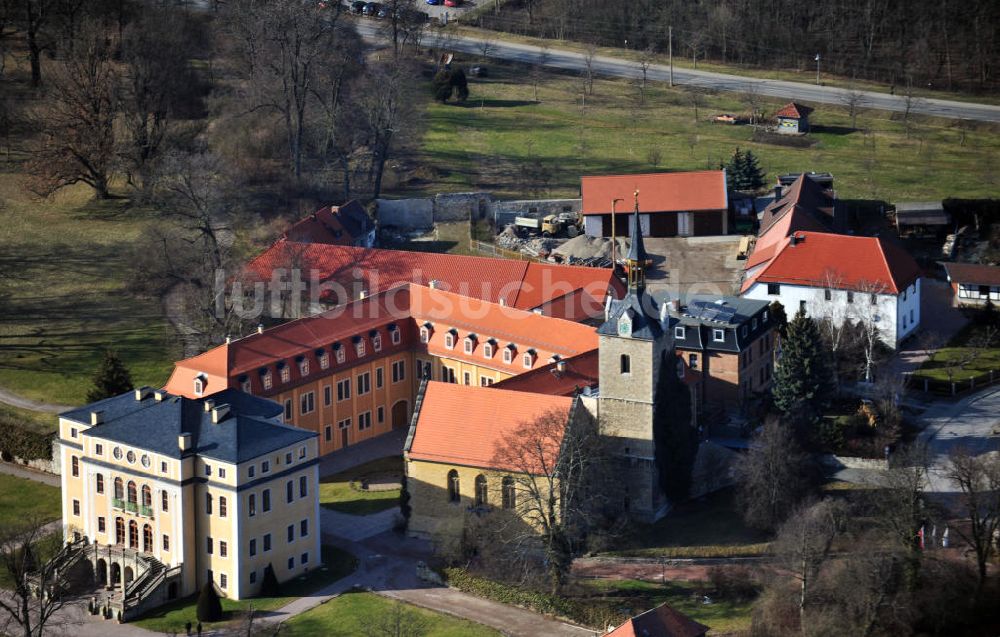 Luftbild Ettersburg - Das Schloss Ettersburg auf dem Ettersberg in Thüringen