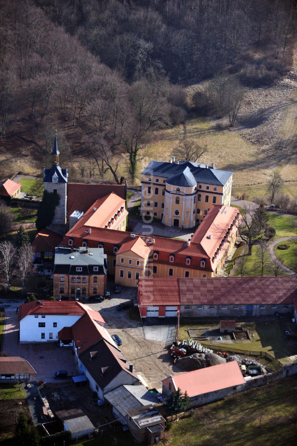 Luftbild Ettersburg - Das Schloss Ettersburg auf dem Ettersberg in Thüringen