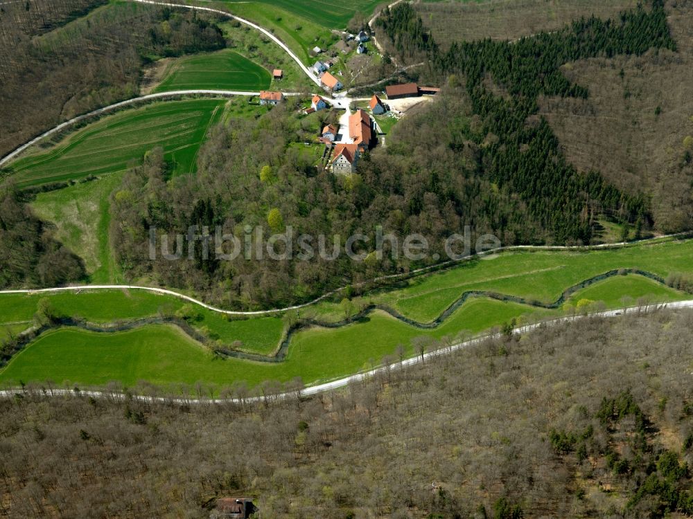 Luftaufnahme Blaustein - Das Schloss Oberherrlingen im Kleinen Lautertal in der Gemeinde Blaustein in Baden-Württemberg