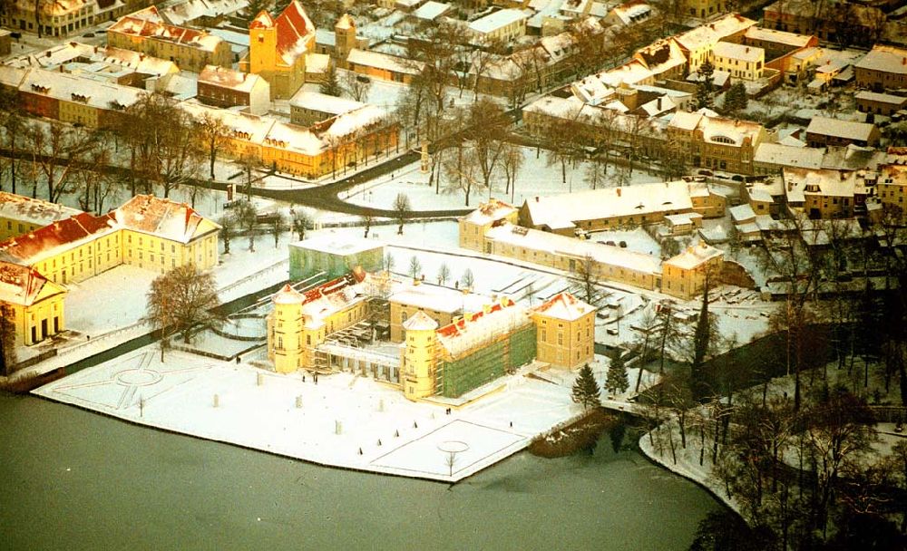 Rheinsberg / Brandenburg von oben - Das Schloss Rheinsberg 30.12.2005