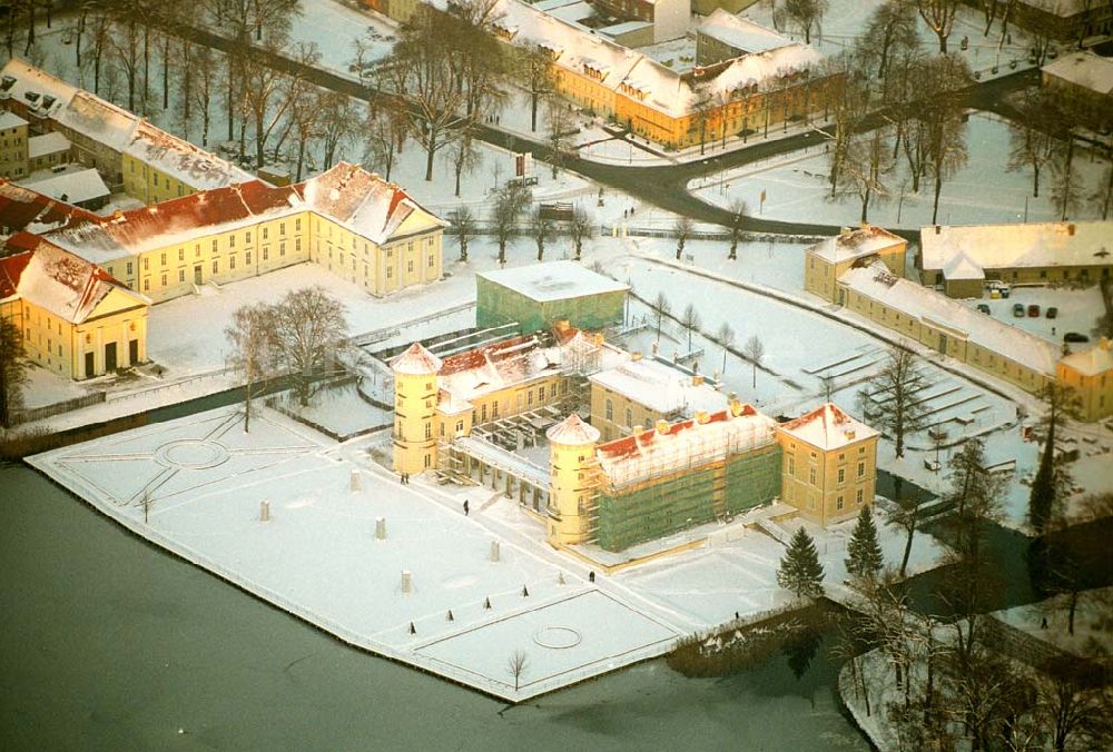 Rheinsberg / Brandenburg aus der Vogelperspektive: Das Schloss Rheinsberg 30.12.2005