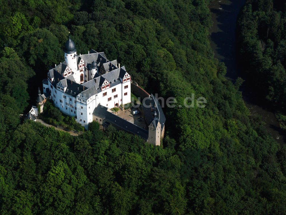 Lunzenau aus der Vogelperspektive: Das Schloss Rochsburg an der Zwickauer Mulde in Lunzenau in Sachsen