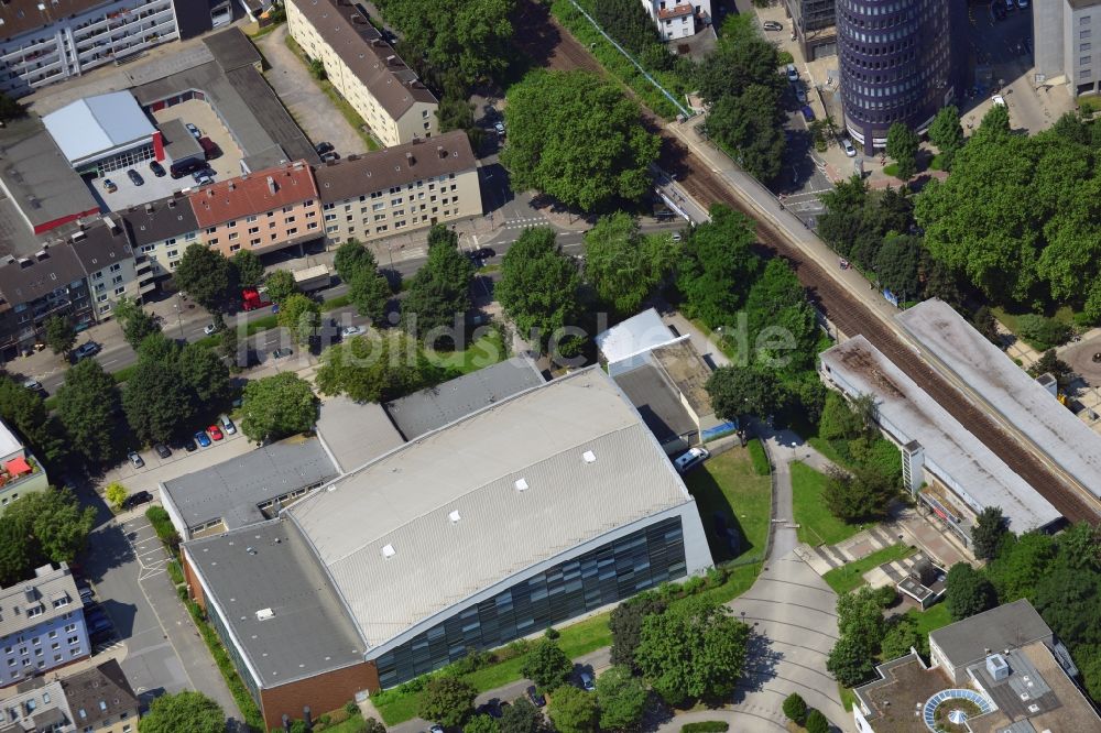 Dortmund von oben - Das Südbad in der Innenstadt von Dortmund im Bundesland Nordrhein-Westfalen