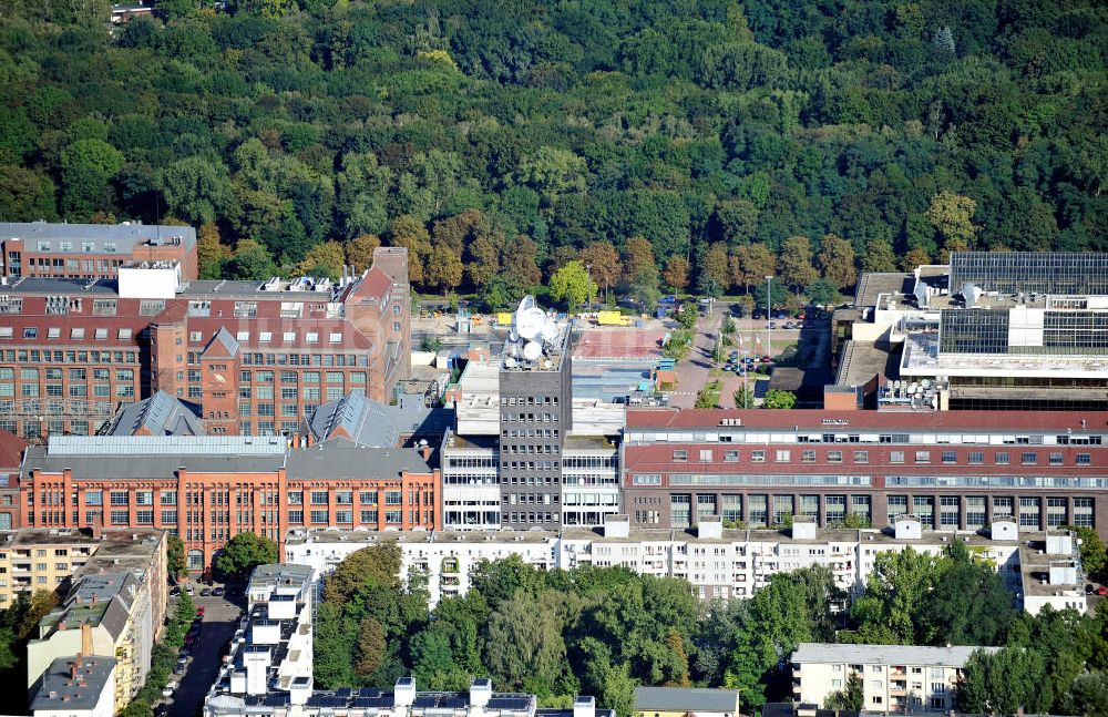 Luftaufnahme Berlin - Das Sendezentrum Deutsche Welle TV im Technologie- und Innovationspark in Berlin-Wedding