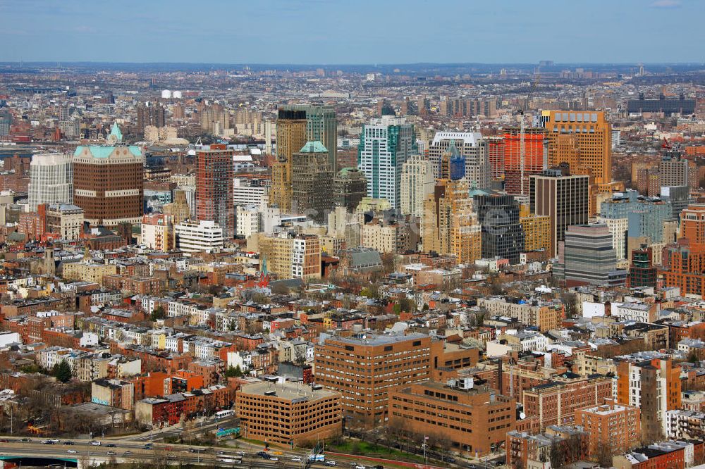 New York von oben - Das Stadtteilzentrum Downtown Brooklyn in New York