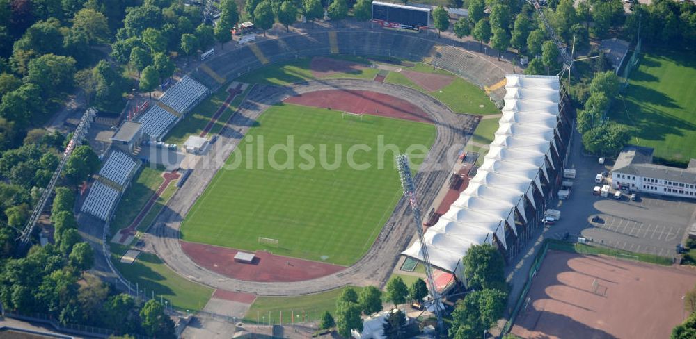 Erfurt von oben - Das Steigerwaldstadion in Erfurt / View of the stadium Erfurt, the play place of the FC red white Erfurt