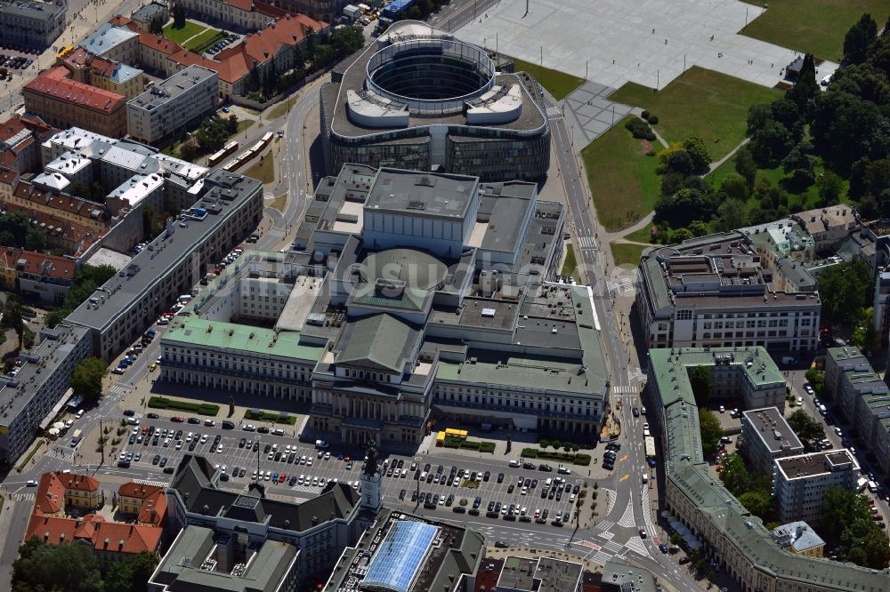 Warschau aus der Vogelperspektive: Das Theater Teatr Wielki im Stadtzentrum von Warschau in Polen