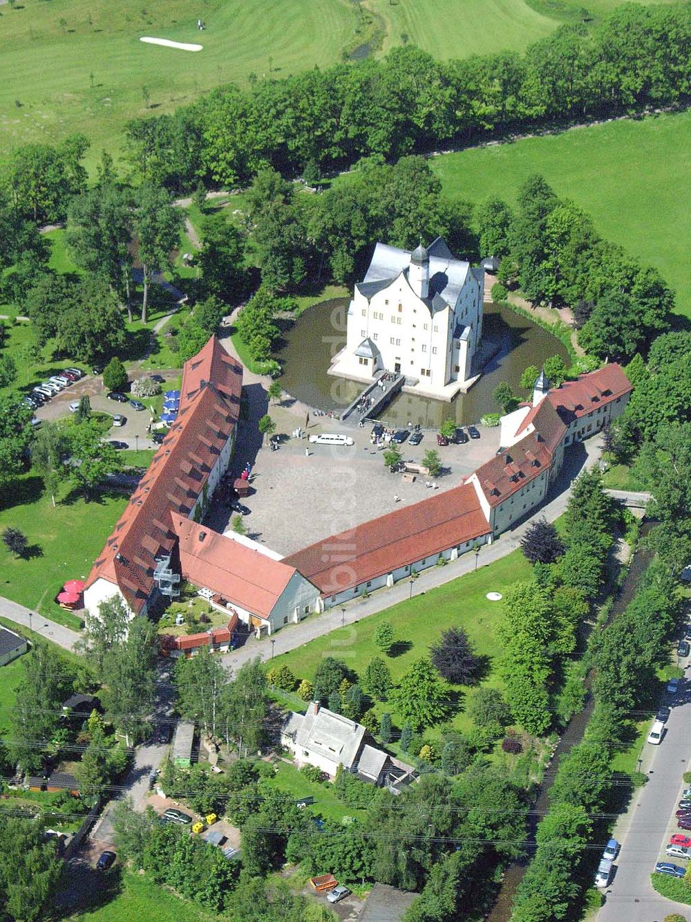 Chemnitz / Sachsen von oben - Das Wasserschloss Klaffenbach