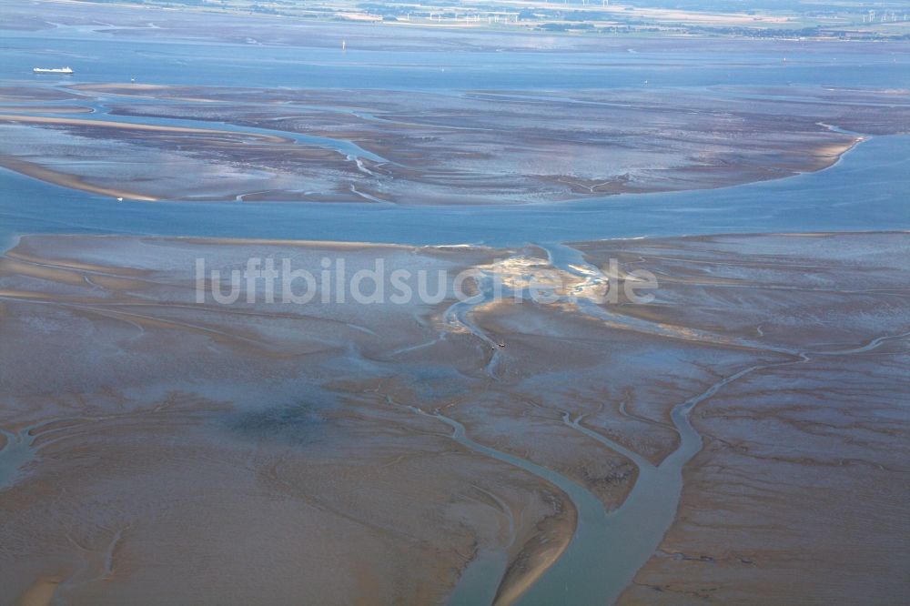 Luftaufnahme Wangerooge - Das Wattenmeer bei Wangerooge im Bundesland Niedersachsen