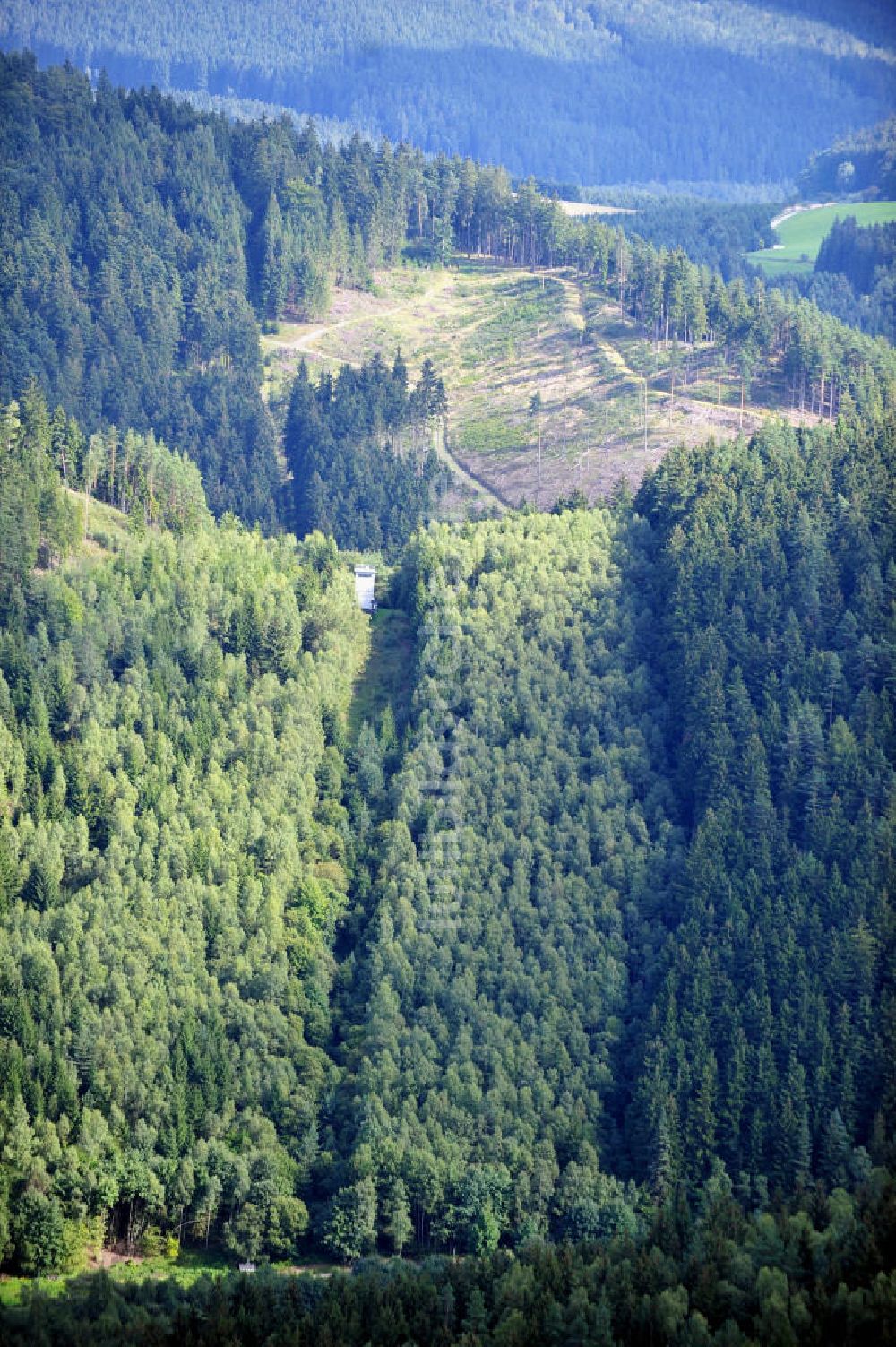 Probstzella von oben - DDR Wachturm und Grenzverlauf in Thüringen