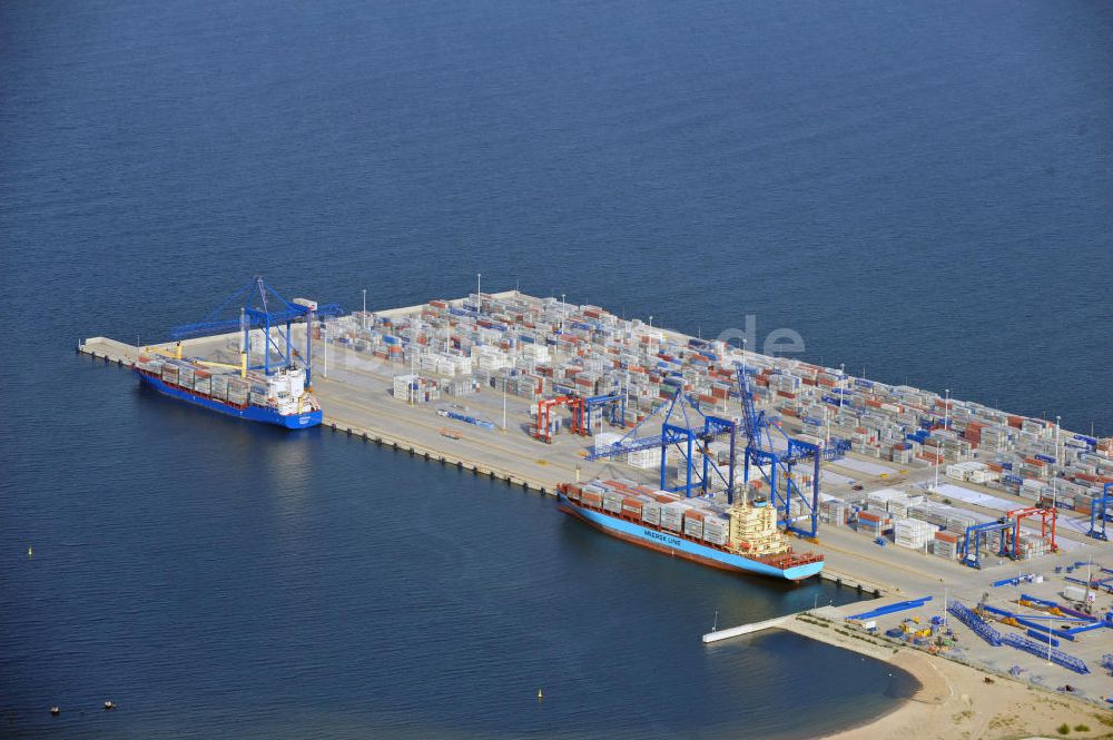 Danzig / Gdansk aus der Vogelperspektive: Deepwater Container Terminal in Danzig, Polen