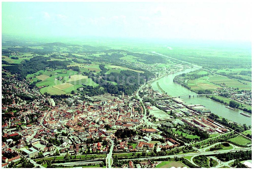 Deggendorf aus der Vogelperspektive: Deggendorf an der Donau