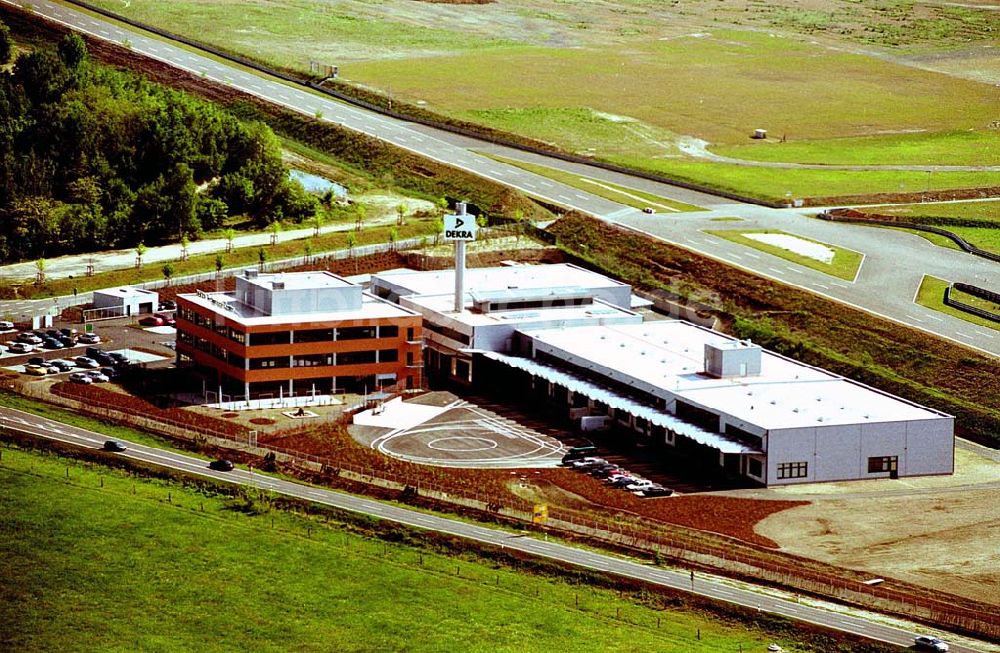 Luftbild Klettwitz / Brandenburg - DEKRA-Niederlassung am Lausitzring. Datum: 21.05.2003