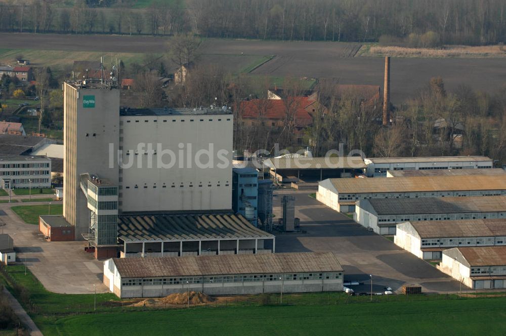 Bad Tennstedt aus der Vogelperspektive: Der Agrar Vertrieb der BayWa in Bad Tennstedt