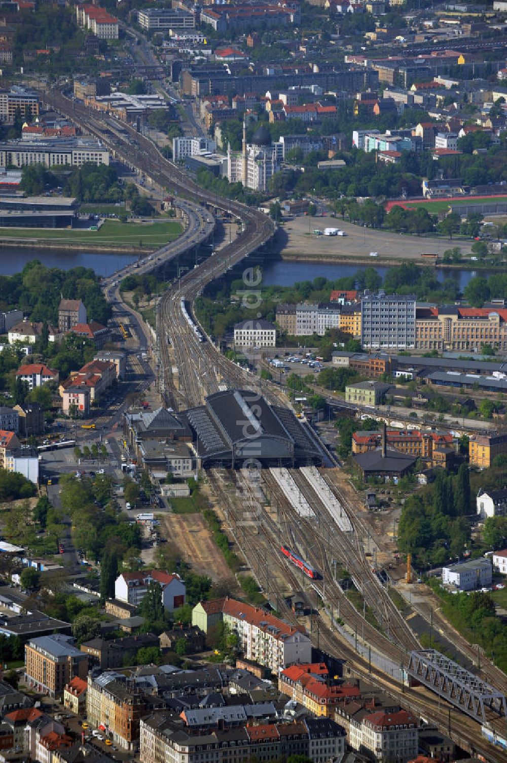 Dresden aus der Vogelperspektive: Der Bahnhof Dresden-Neustadt im Stadtteil Leipziger Vorstadt von Dresden