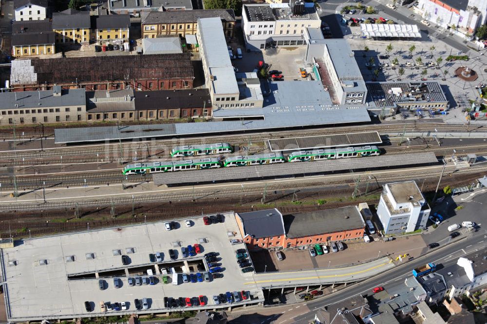 Limburg aus der Vogelperspektive: Der Bahnhof Limburg mit dem ehemaligen Ausbesserungswerk der Deutschen Bahn